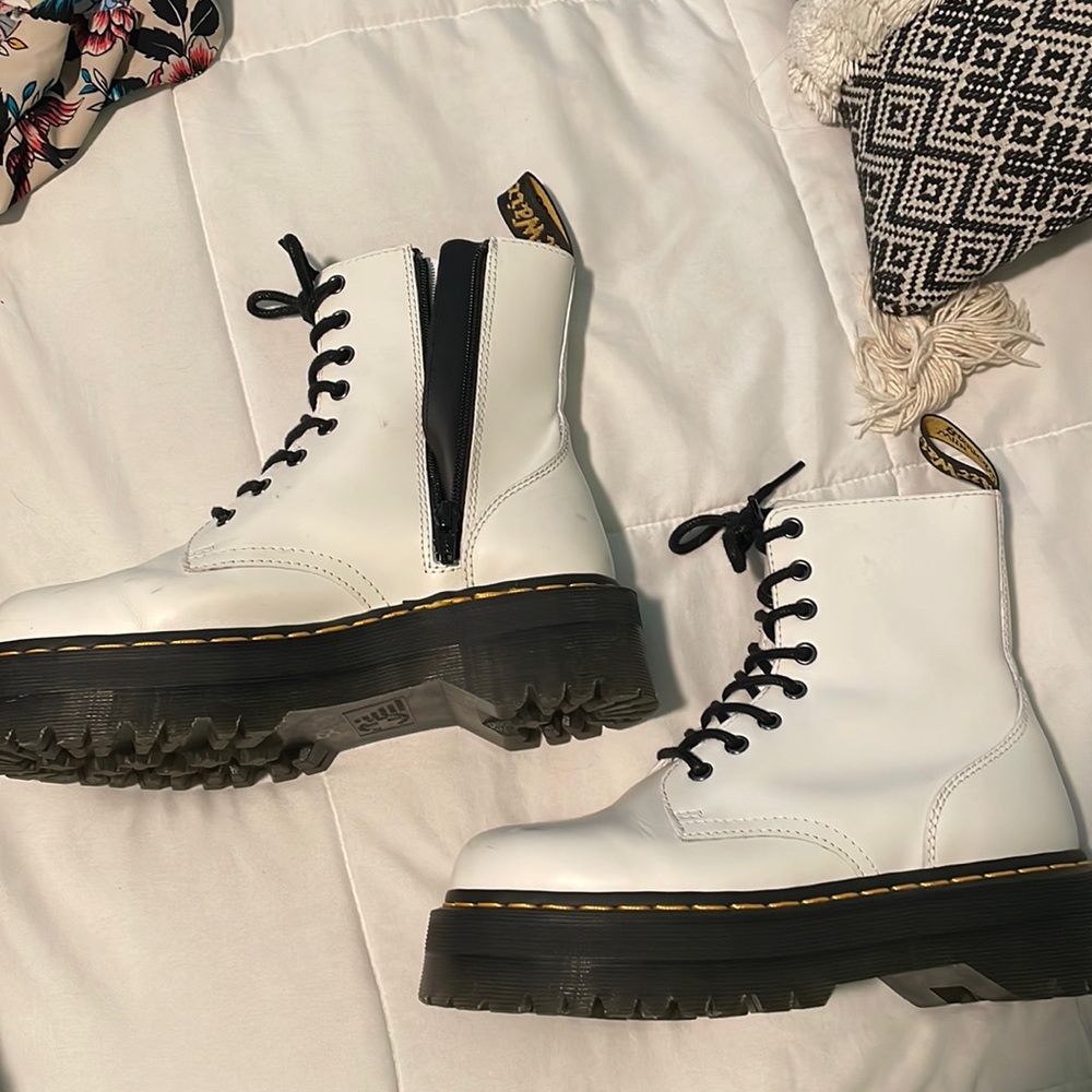 Brand new condition Jadon Dr. Martens